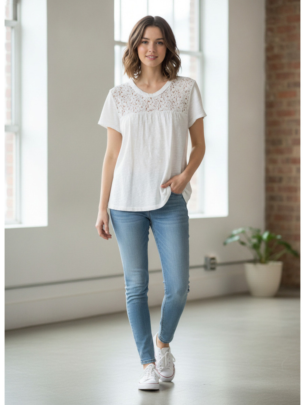 Wilt Women's White Lace Detail Short Sleeve Top Size XS